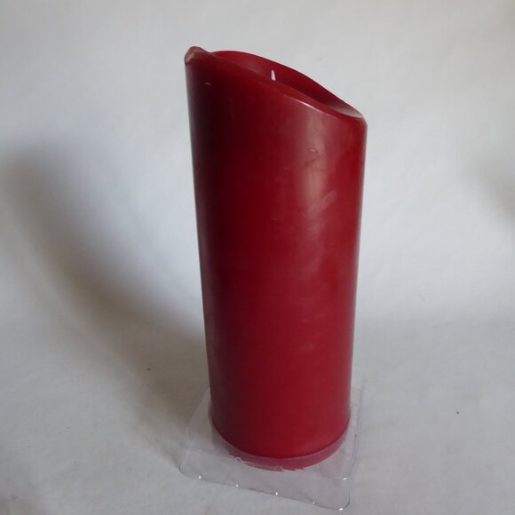 USED ONCE 3.75” x 9.5” MIRAGE RED REAL WAX LED FLAME EFFECT PILLAR CANDLE - Picture 4 of 8